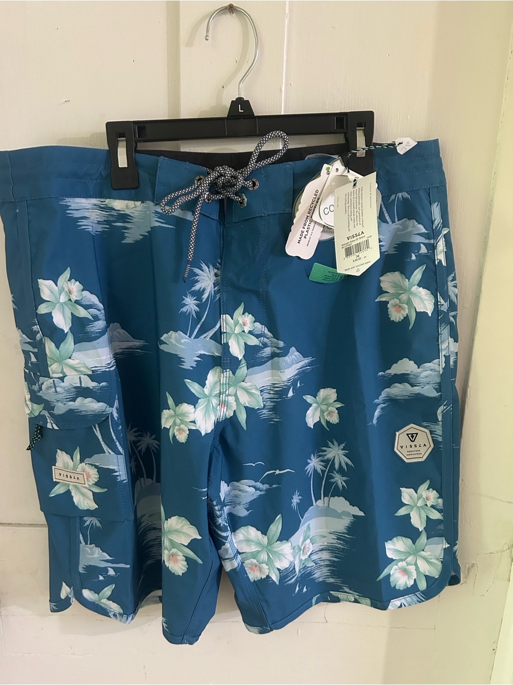 VISSLA Blue Floral Boardshorts with White & Pale Green Prints